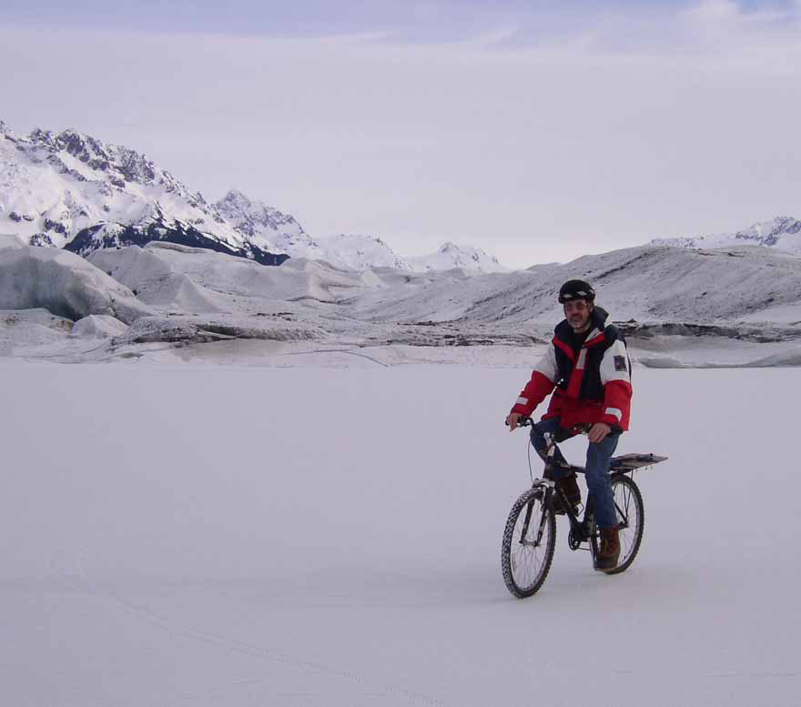 Jean-Franois sur le vlo et la glace